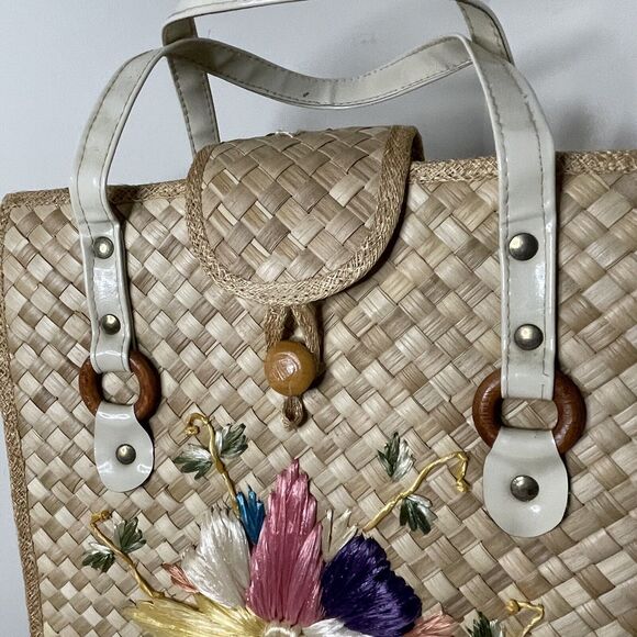 Vintage Handmade in Philippines Woven Straw Bag Pink Yellow Purple Flowers - Picture 4 of 12